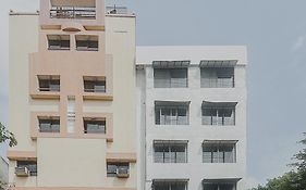 Super Hotel O River View Near Shaniwar Wada